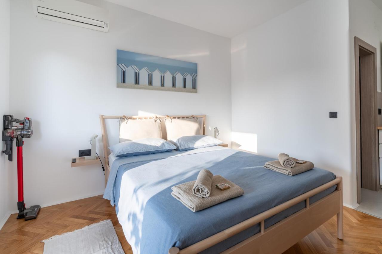 New! D31 Studio W2 Bikes, Sunny Terrace & Parking Rovinj Exterior photo